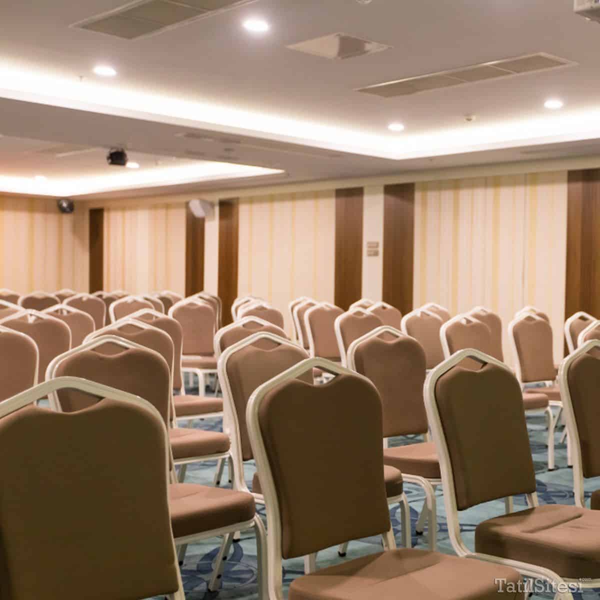 The Grand Mira Business Hotel